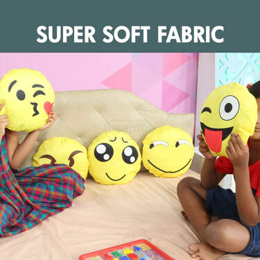 Pack Of 5 Emoji Soft Cushions (5C1)
